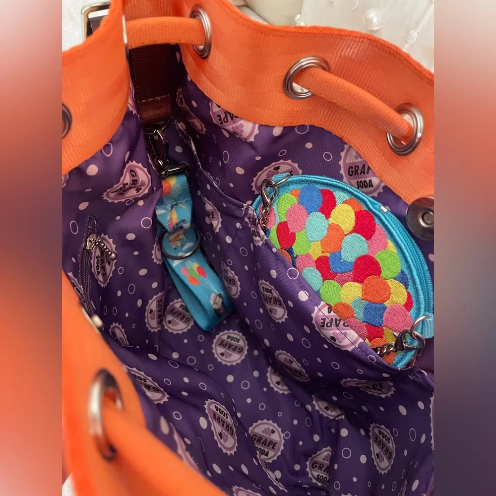 Harveys Up Russell Park Hopper, Coin Purse, and CNG 🏠🎈🍇 - Picture 14 of 16